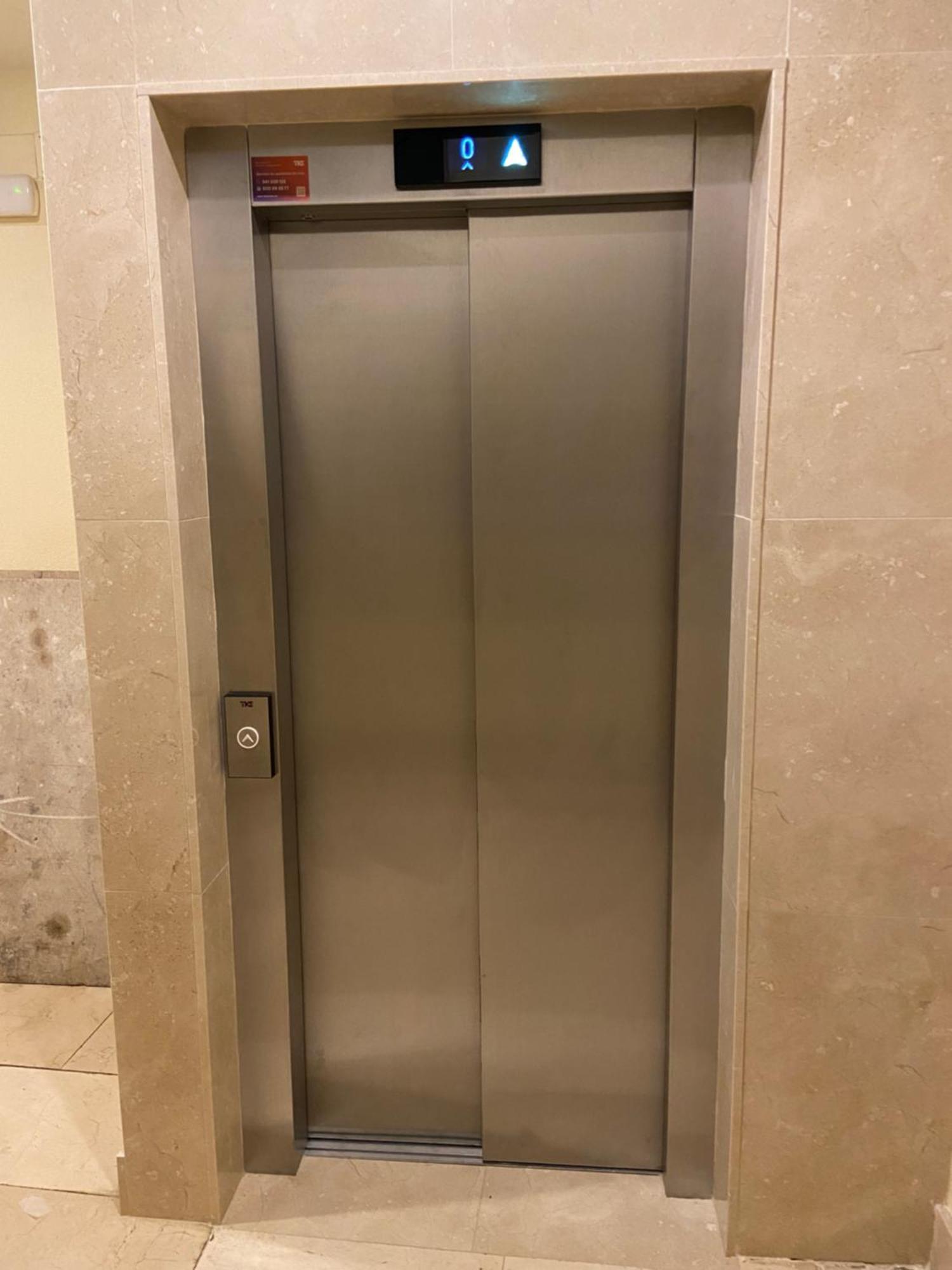 Alojamiento En Pleno Centro Con Wifi Y Aire Acondicionado Logroño Esterno foto